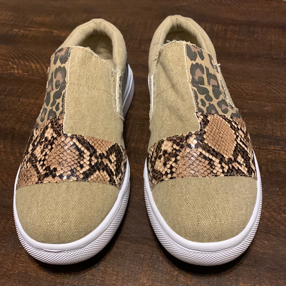Women’s Jolimall Camouflage and Snake Skin Canvas Slip On Size 9